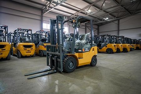  Дизельный погрузчик GOODSENSE FD15 1,5т 3.0м Isuzu Арт 444723 низкие цены 