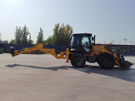  Экскаватор-погрузчик HYPER H695F арт. 10000018 низкие цены 